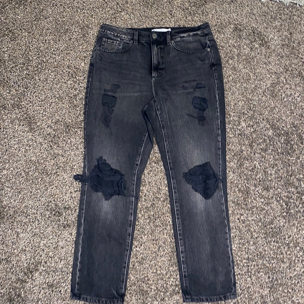 GARAGE BLACK DESTRUCTED MOM JEANS